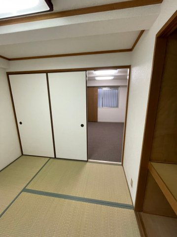 光栄ハイツ千里丘の寝室