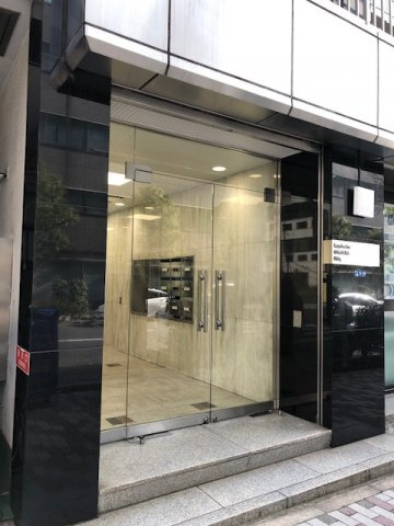 ＫＵＳ茅場町（茅場町長岡ビル）のエントランス