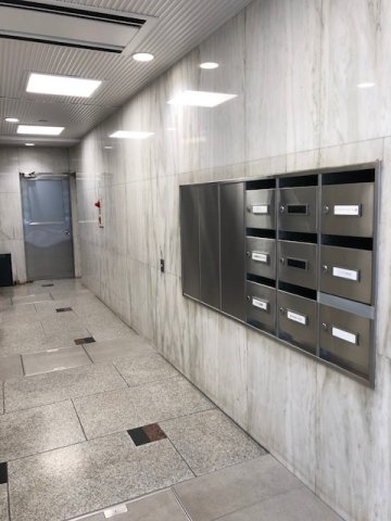 ＫＵＳ茅場町（茅場町長岡ビル）のロビー
