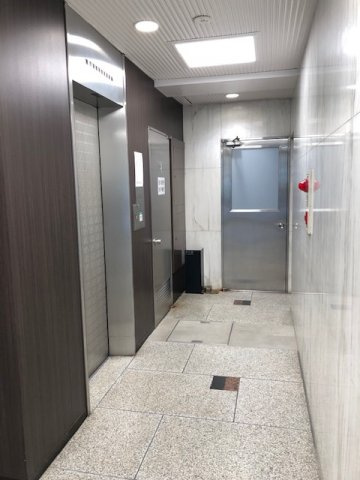 ＫＵＳ茅場町（茅場町長岡ビル）のロビー