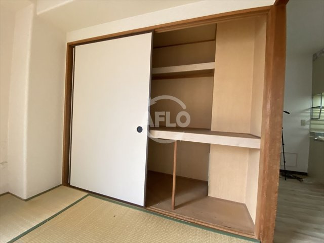 第一玉造マンションの収納|第一玉造マンション　押入れ