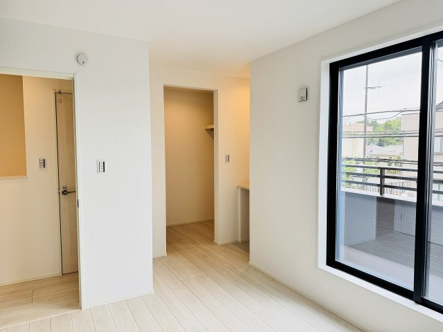 八王子市　片倉町　新築一戸建て　１期の収納|～大容量収納可能なウォークインクローゼット～