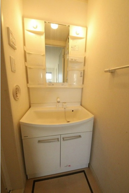 タンドリュクスの洗面所