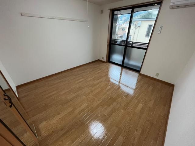 シェルル大町の内装|洋室