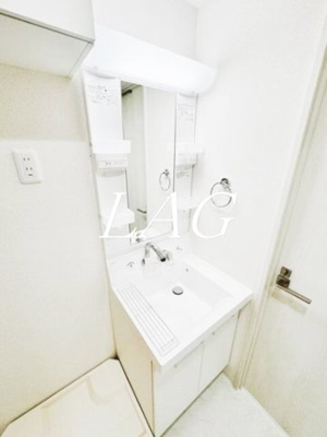 【洗面所】 | b’CASA田園調布 | 独立洗面台です。