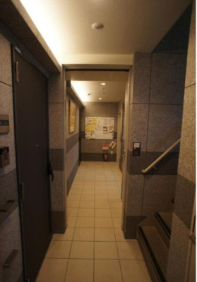 【エントランス】 | メゾンデルフィⅡ | 清潔なエントランスです