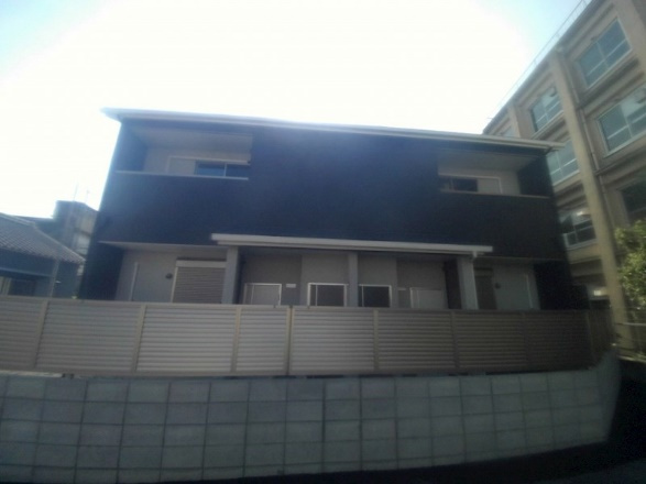 テルママーレ茶園場町の外観