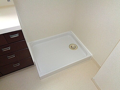ライオンズマンション西霞町のその他|室内洗濯機置場　※2023年4月撮影