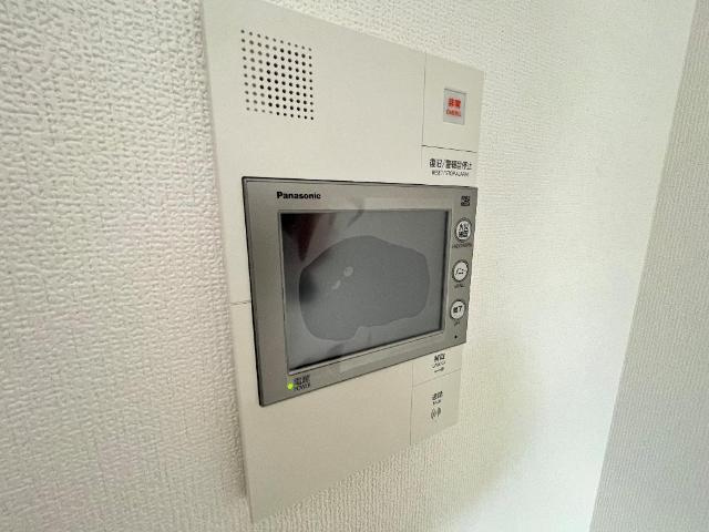 グランエッセの内装|カメラ付インターホン