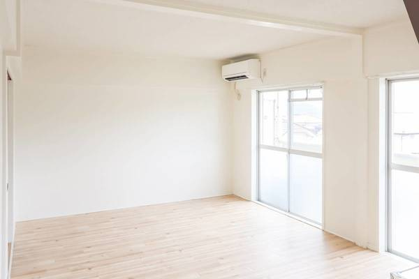 ビレッジハウス井口3号棟の居間・リビング|ビレッジハウスの同一物件・同一タイプの間取りの写真です