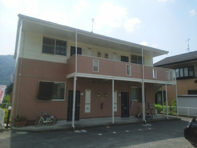 アイランド古本の外観|外はこのようになっています