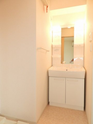 アンジュの洗面所|スペースが確保できる洗面所です