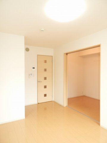 アンジュのその他