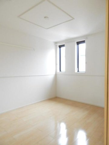 カ－ザ　セレ－ナ相田Ａのその他