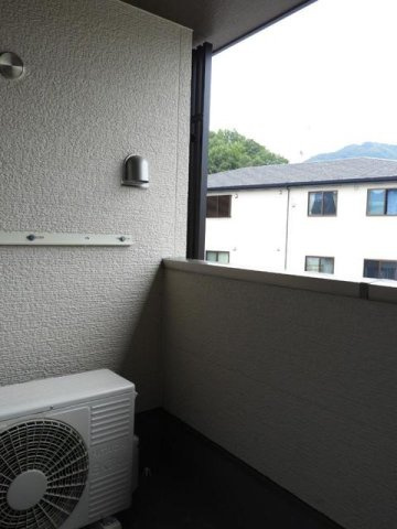 カ－ザ　セレ－ナ相田Ａのバルコニー|陽当たり良好なバルコニーです