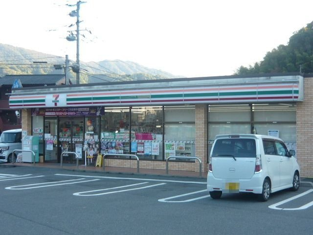 リバーサイド・ハーモニー　Ｂの周辺|セブンイレブン広島畑賀２丁目店まで750m