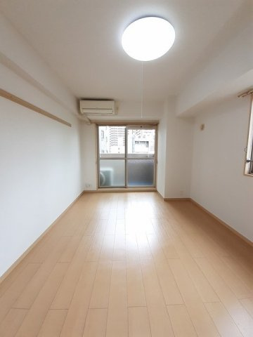 Ｍ＆Ｋ．ホープマンションの居間・リビング|おしゃれな居間です