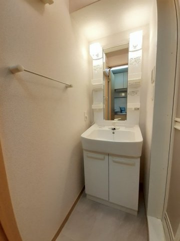 Ｍ＆Ｋ．ホープマンションの洗面所|ゆったりとスペースのある洗面所