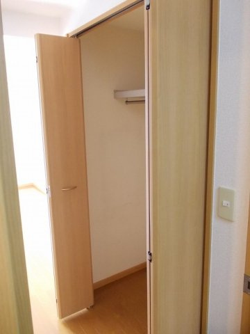 フィオーレ　ジュネスの収納|たっぷりとした収納スペースです
