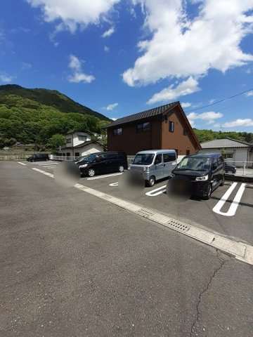メリディオ　Ⅰ番館の駐車場|駐車場に車を止められます