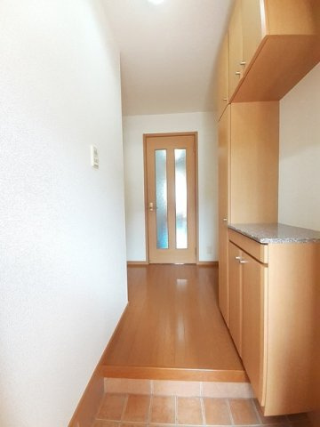 メリディオ　Ⅰ番館の玄関|ゆったりとした玄関です