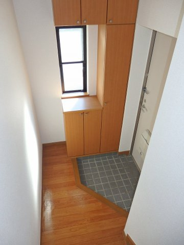 タウニーヒルズの玄関|シンプルで使いやすい玄関です