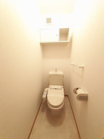 メリディオ　Ⅰ番館のトイレ|清潔感のあるトイレです