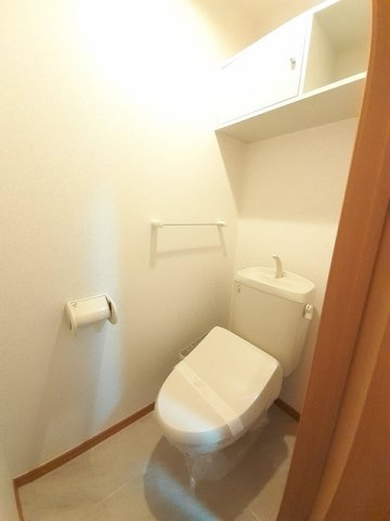 プラシードのトイレ|清潔感のあるトイレです