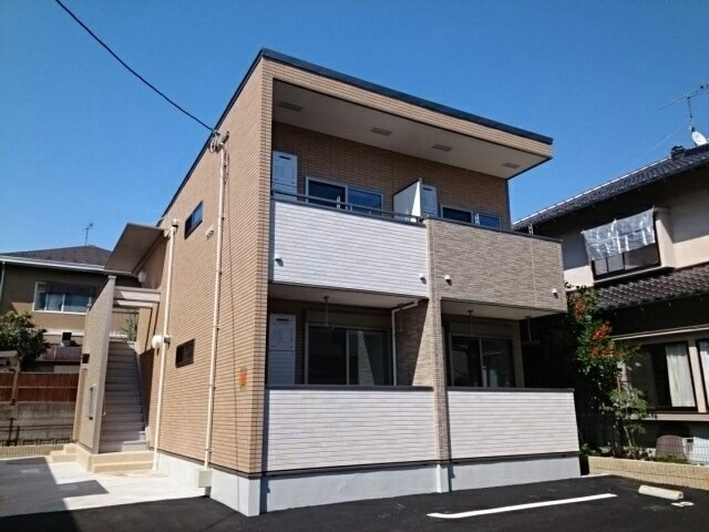 メゾンパルフェⅢの外観|おしゃれな外観です