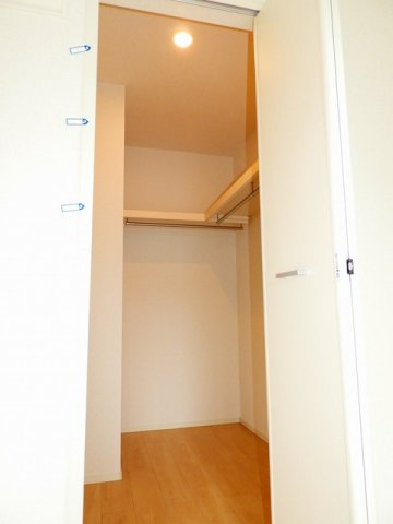 ネオヴィータ　Ⅱの収納|大きなものも収納できそうです