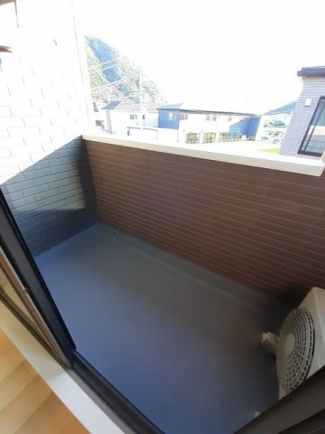 Ｏｆｆｉｎｇのバルコニー|陽当たり良好なバルコニーです
