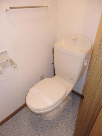 フィオーレⅡのトイレ|トイレもきれいです