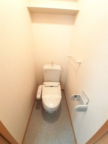 フィオーレ　ジュネスのトイレ|コンパクトで使いやすいトイレです
