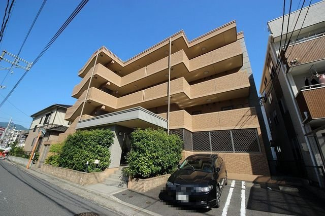 フィオーレ　ジュネスの外観|きれいな外観です
