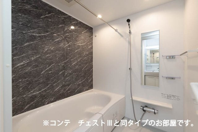 ラ・クラリテ高須の浴室|コンパクトで使いやすいお風呂です