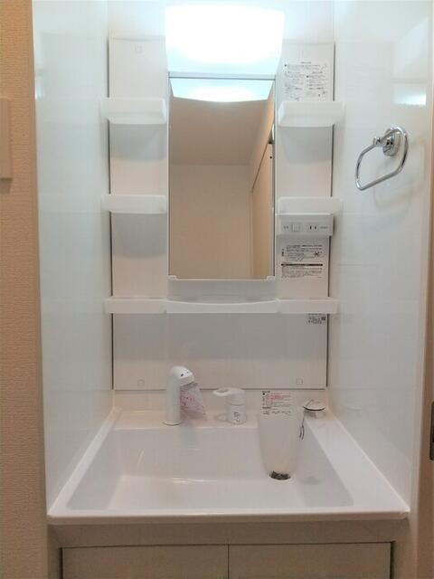 アナシエ亀有の洗面所
