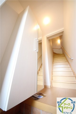 フレグランスＡの玄関