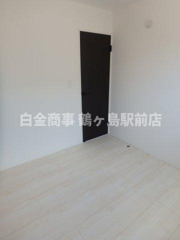 坂戸市仲町新築戸建の洋室