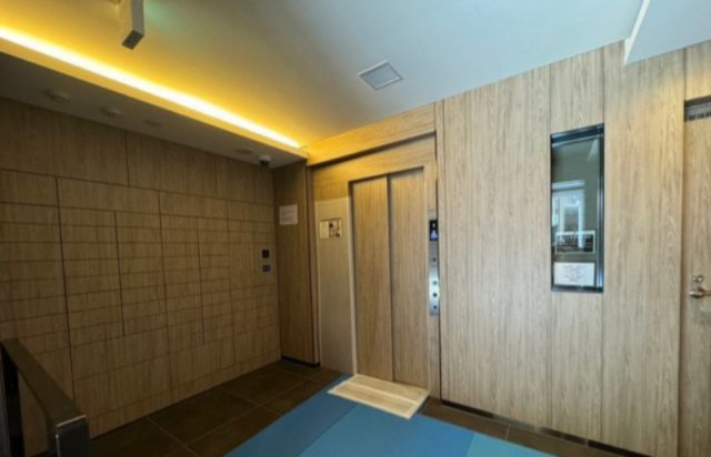 ジオエント本郷三丁目のロビー