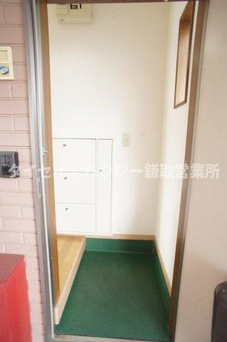 アーバンスクウェアーなかにしＮ棟の玄関