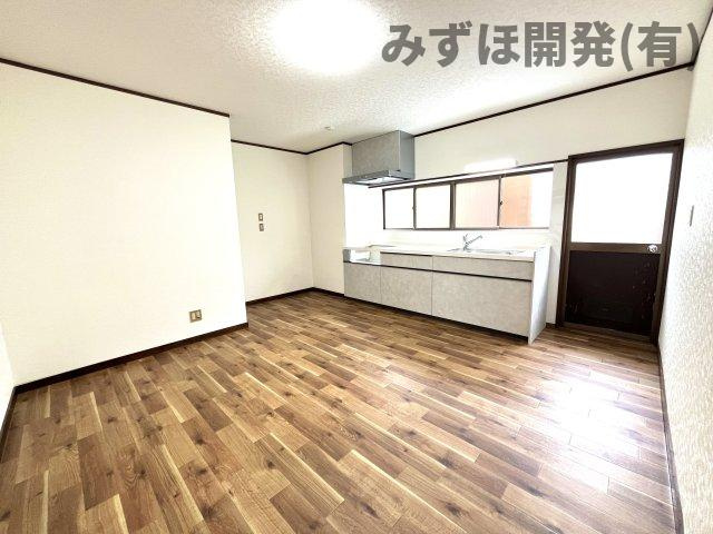 東根市白水2丁目3-17のキッチン