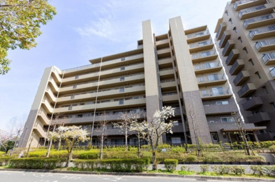 【外観】 | 新千里桜ヶ丘メゾンシティ七番館