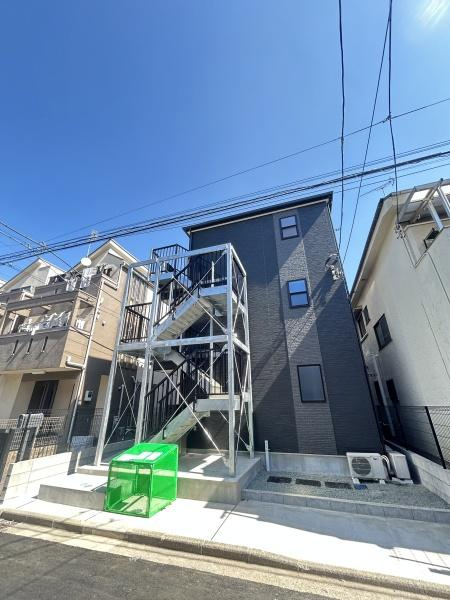 横浜市南区中里１丁目のアパートの画像