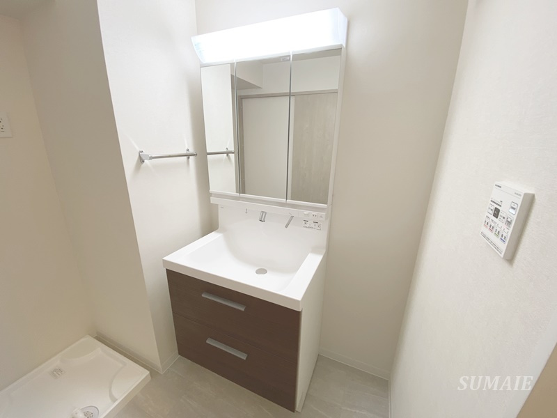 Residence Omiya Hikawasandoの洗面所|独立洗面台です☆