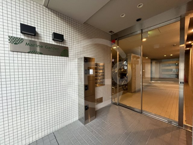 Marin Garden　磯路小学校区のエントランス|Marin Garden(マリンガーデン)　エントランス