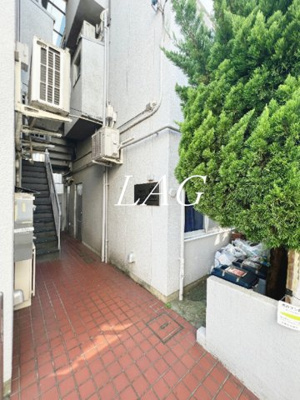 【その他共用部分】 | リベロ新中野 | 共用階段です。