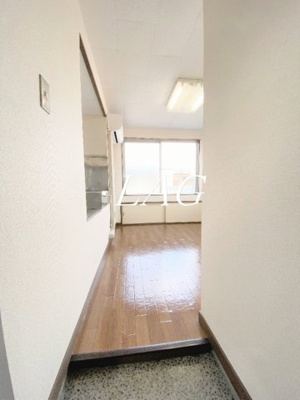 【玄関】 | リベロ新中野 | 玄関です。