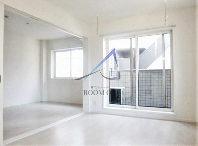 ビューノ中野の居間・リビング|洋室のお部屋です。