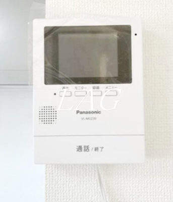 【セキュリティ】 | サンモール志村坂上 | モニター付きインターフォンです。