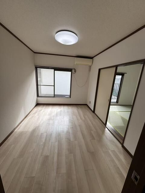 クレストヒルズ船橋の居間・リビング